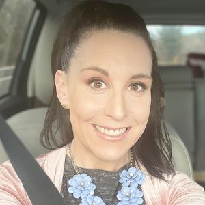 Meet your Posher, Kara